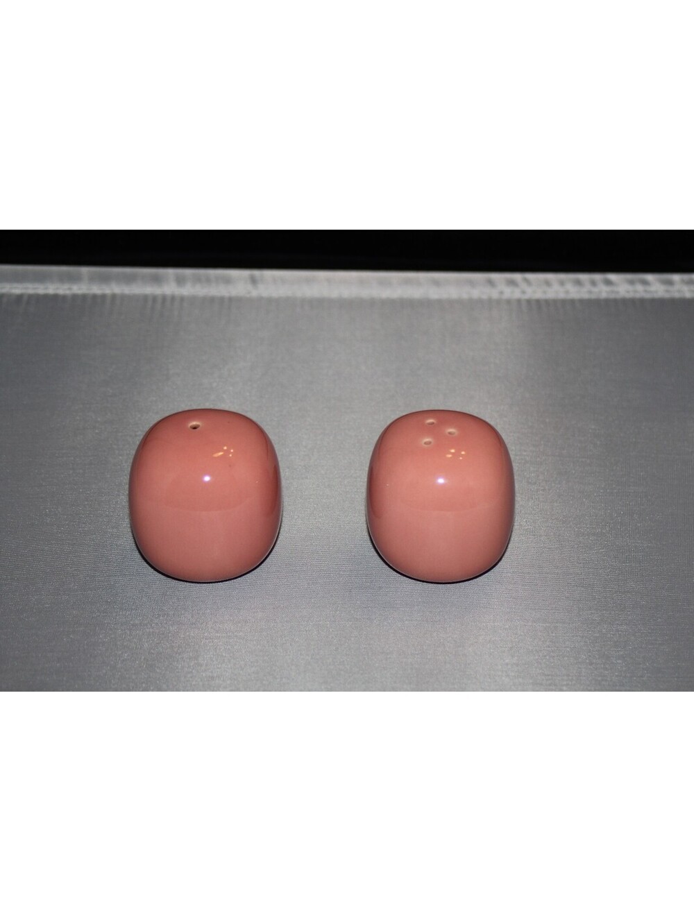 FITZ AND FLOYD Total Color Dusty Rose Ceramic Ball Salt and Pepper Shakers VTG